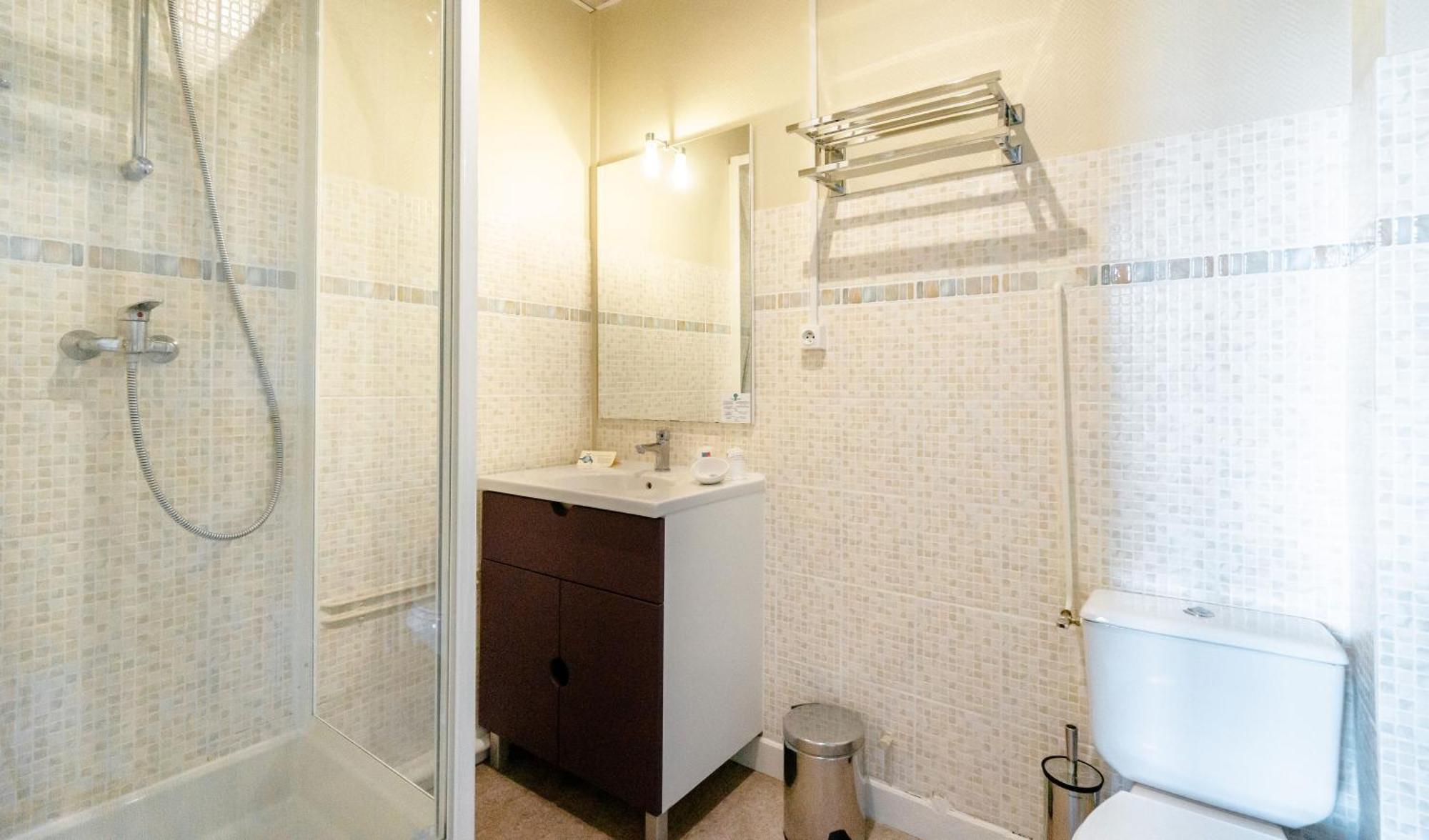 Hotel Gallia Aix-les-Bains Quarto foto